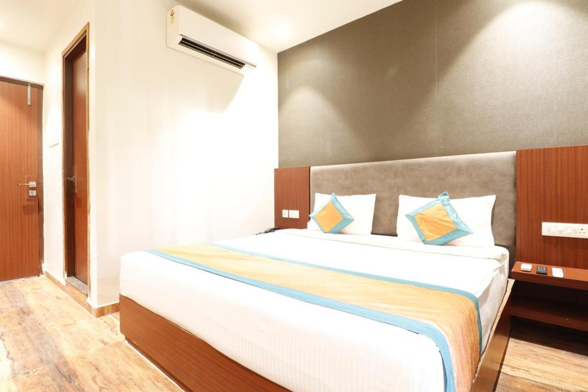 Hotel Yatri 那格浦尔 外观 照片